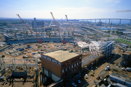 d-PetcoparkCrane02SM