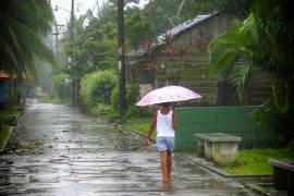 Girl In Tortuguero Rain - zcosta ricaIMG_6115
