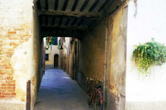 TuscanyBikeTunnel