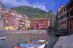 VernazaFromHarbor01
