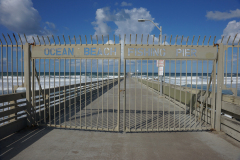 DSC01345 -  OB Pier Closed  High Waves